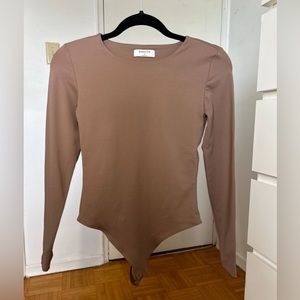 ARITZIA TAUPE BODY CONTOUR BODYSUIT